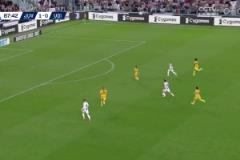 尤文再下一城！弗拉霍維奇小角度破門，伊爾迪茲助攻雙響