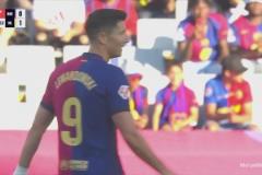 埃里克-加西亞傳中，萊萬(wàn)近距離頭球攻門(mén)遭神撲！