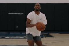 毫無(wú)感情的投籃機(jī)器！馬克西在訓(xùn)練中連進(jìn)59個(gè)三分球