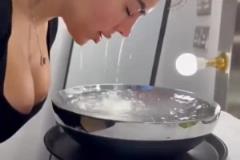 喬治娜的凡爾賽護膚：護膚液不是擦，而是泡