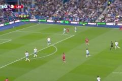 利物浦領(lǐng)先！布拉德利右路人球分過倒三角，埃利奧特包抄破門