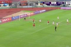 打破僵局！定南贛聯(lián)第60分鐘先入一球，1-0領(lǐng)先云南玉昆