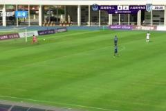 藝高人膽大！大連太子爺毛偉杰不停球直接吊門遺憾擊中門框