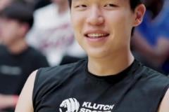 高大的身高 柔和的手感！小楊聯(lián)合試訓(xùn)過(guò)后選秀前景越發(fā)明朗